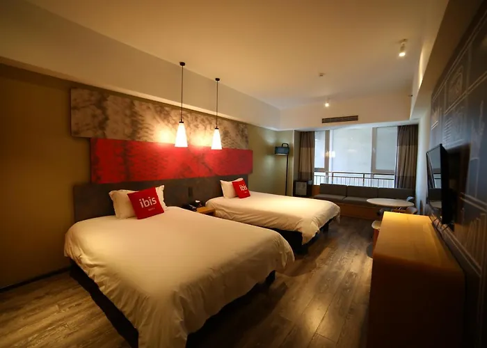 Ibis Weihai Oriental New Ground Hotel