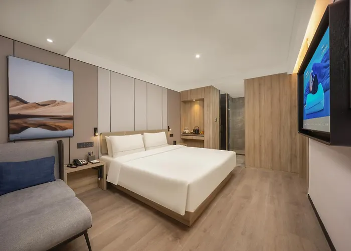 Atour Hotel Weihai City Center